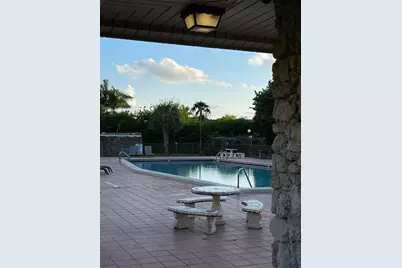 6950 Miami Gardens Dr #2-312A, Hialeah, FL 33015 - Photo 18