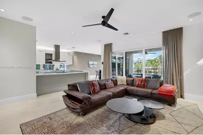 [Address not provided], Fort Lauderdale, FL 33316 - Photo 10