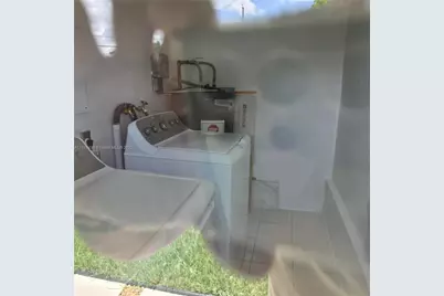 122 Northwest Blvd #B, Miami, FL 33126 - Photo 16