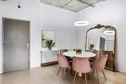 2001 Biscayne Blvd #2409, Miami, FL 33137 - Photo 4