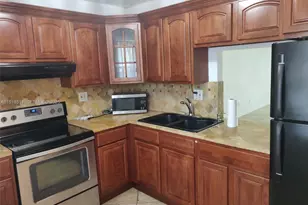 1501 NE 191st St, Miami, FL 33179 - Photo 4
