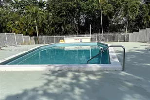 1501 NE 191st St, Miami, FL 33179 - Photo 16