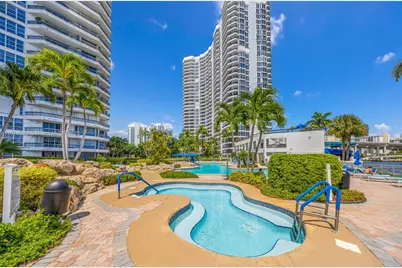 19195 NE 36th Ct #405, Aventura, FL 33180 - Photo 14