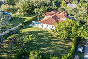 18326 SW 83rd Pl, Palmetto Bay, FL 33157 - Photo 70