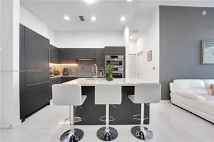 7751 NW 107th Ave, Doral, FL 33178 - Photo 4