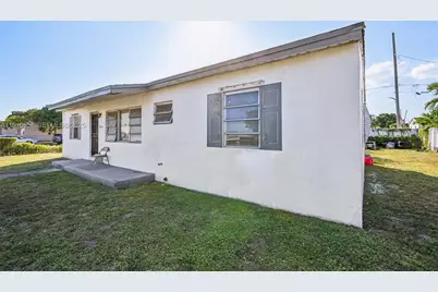 15900 NW 27th Ct, Miami Gardens, FL 33054 - Photo 24