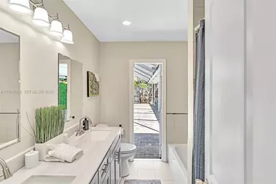 2191 SW 27th Ln, Fort Lauderdale, FL 33312 - Photo 58