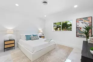 2764 NE 35th St, Fort Lauderdale, FL 33306 - Photo 4