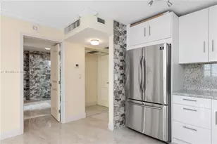 3180 S Ocean Dr, Hallandale Beach, FL 33009 - Photo 14