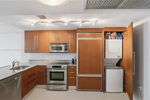 10275 Collins Ave, Bal Harbour, FL 33154 - Photo 8