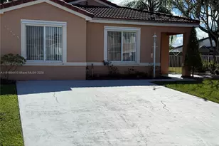 17449 SW 143rd Pl, Miami, FL 33177 - Photo 1