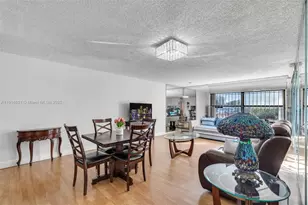 401 NW 107th Ave, Miami, FL 33172 - Photo 14