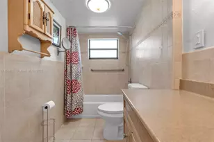 401 NW 107th Ave, Miami, FL 33172 - Photo 20