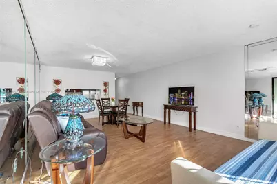 401 NW 107th Ave #107, Miami, FL 33172 - Photo 10