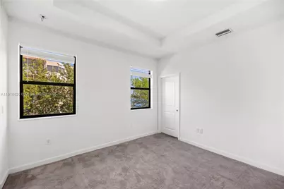 20661 NE 2nd Ct, Miami, FL 33179 - Photo 8