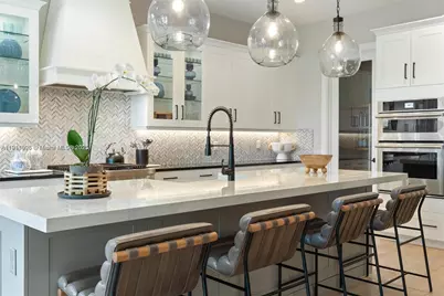 9369 Crestview Cir, Palm Beach Gardens, FL 33412 - Photo 6