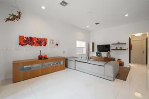 10794 NW 70th St, Doral, FL 33178 - Photo 18