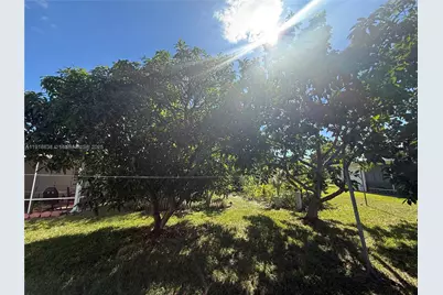 4805 Highland Dr, Tamarac, FL 33319 - Photo 26