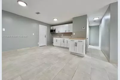 1436 NW 24th Ter, Fort Lauderdale, FL 33311 - Photo 4