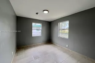 1436 NW 24th Terrace, Fort Lauderdale, FL 33311 - Photo 10
