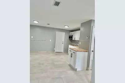 1436 NW 24th Ter, Fort Lauderdale, FL 33311 - Photo 18
