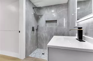 559 NW 2nd St, Florida City, FL 33034 - Photo 28