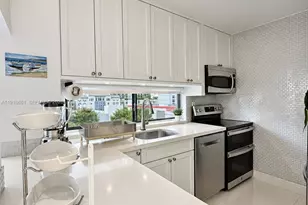 16909 N Bay Rd, Sunny Isles Beach, FL 33160 - Photo 6