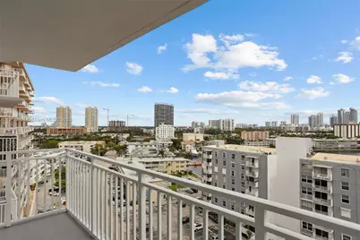 427 Golden Isles Dr #11F, Hallandale Beach, FL 33009 - Photo 22