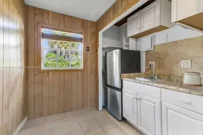 16001 SW 98th Ave, Miami, FL 33157 - Photo 14