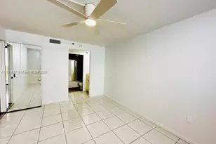1621 Collins Ave, Miami Beach, FL 33139 - Photo 12