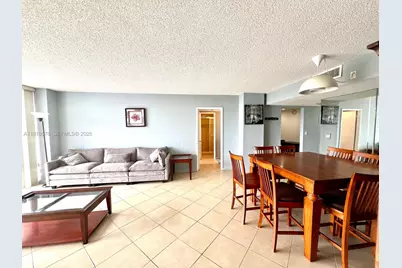 20515 E Country Club Dr #541, Aventura, FL 33180 - Photo 4
