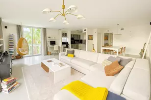 1701 Sunset Harbour Dr, Miami Beach, FL 33139 - Photo 2