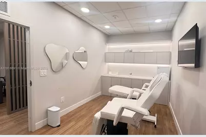 2820 NE 214th St #1004, Aventura, FL 33180 - Photo 20