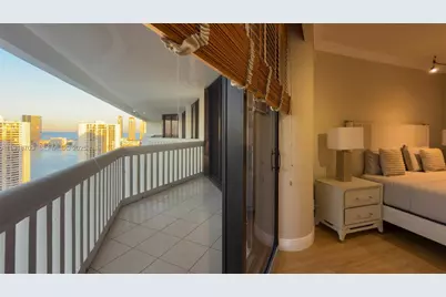 2000 Island Blvd #3004, Aventura, FL 33160 - Photo 32