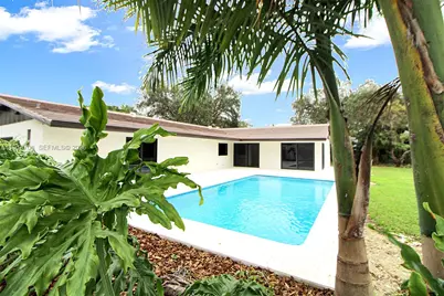 9760 SW 119th St, Miami, FL 33176 - Photo 24