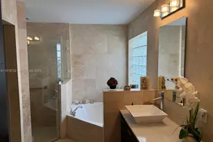 10772 NW 71st St, Doral, FL 33178 - Photo 18