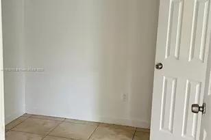 2121 NE 168th St, North Miami Beach, FL 33162 - Photo 16