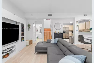 11411 NW 60th St #285, Doral, FL 33178 - Photo 4