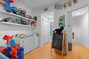 11411 NW 60th St, Doral, FL 33178 - Photo 16