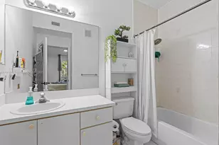 11411 NW 60th St, Doral, FL 33178 - Photo 18