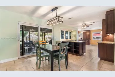 4903 SW 90th Ter, Cooper City, FL 33328 - Photo 10