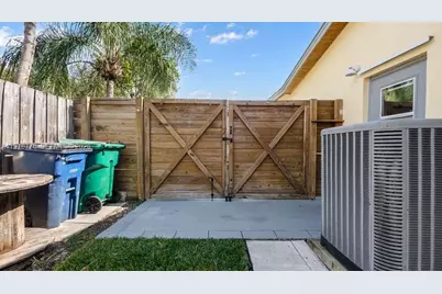 4903 SW 90th Ter, Cooper City, FL 33328 - Photo 18