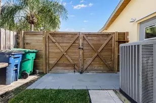 4903 SW 90th Terrace, Cooper City, FL 33328 - Photo 18