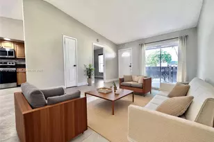 11117 SW 122nd Ct, Miami, FL 33186 - Photo 10
