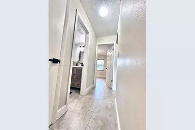 11117 SW 122nd Ct, Miami, FL 33186 - Photo 16