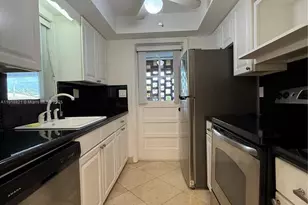 300 NW 42nd St, Boca Raton, FL 33431 - Photo 10