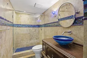5555 Collins Ave, Miami Beach, FL 33140 - Photo 26
