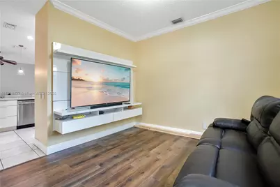 636 Sand Creek Cir, Weston, FL 33327 - Photo 46