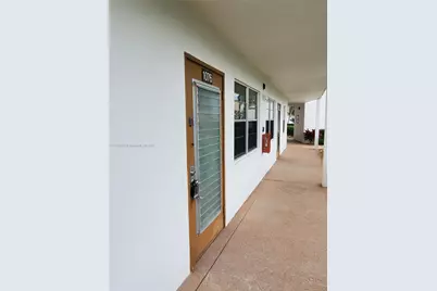 1076 Cornwall D #1076, Boca Raton, FL 33434 - Photo 14