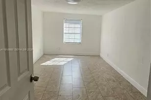 1007 N 39th St, Fort Pierce, FL 34947 - Photo 4